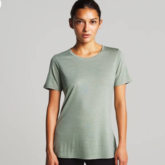 Ibex Women’s Paradox Short Sleeve Crew Neck – Glacier Heather Mint Aqua - Picture 1 of 7